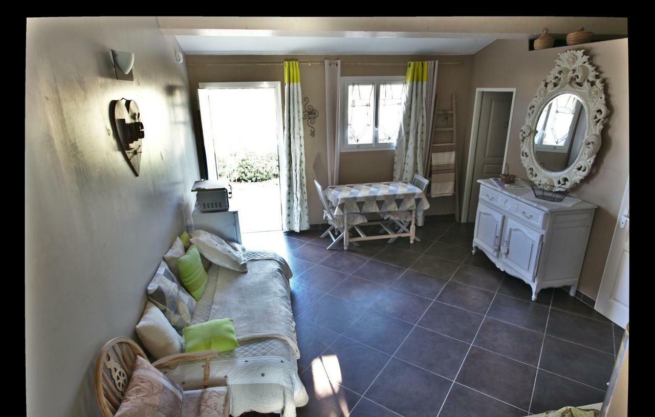 La Bastide Des Sources Bed & Breakfast Le Castellet  Eksteriør bilde