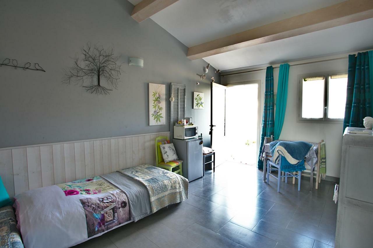 La Bastide Des Sources Bed & Breakfast Le Castellet  Eksteriør bilde